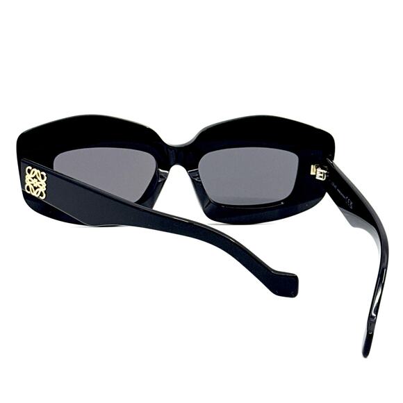 New, LOEWE Sunglasses LW40114F 01A Authentic - Picture 11 of 12